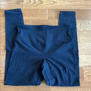 Yummie Tummie large black leggings worn only once